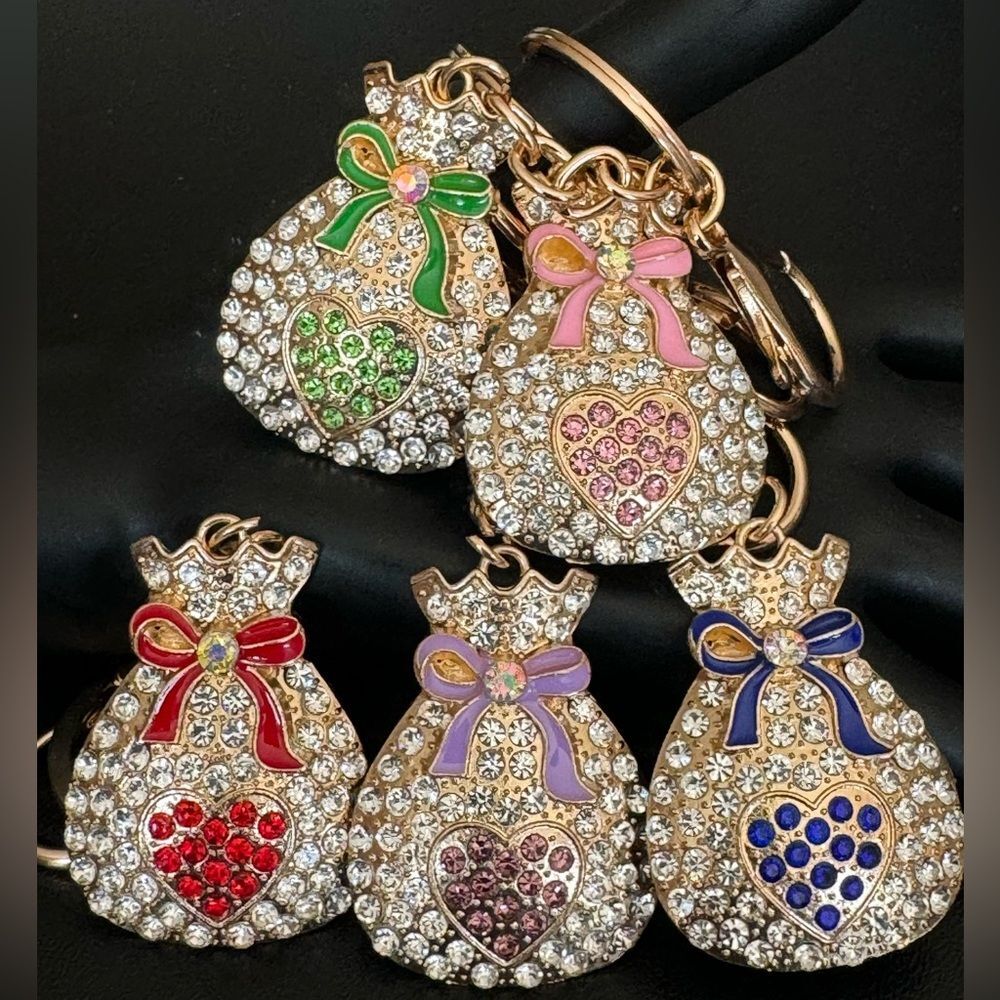 BAG CHARM  Gold Tone Crystal Red Heart and Bow Purse Charm Keychain NWT - Picture 5 of 6
